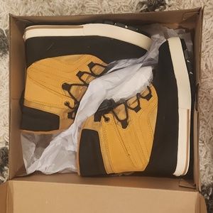 NWT Merrell Snow Bank Winter Boots